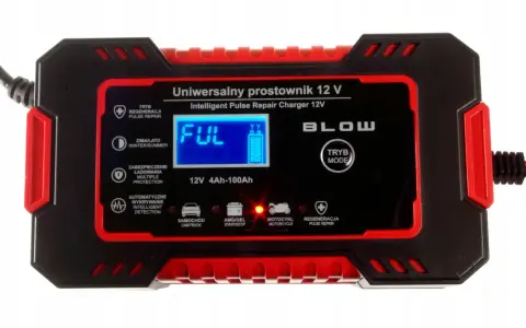 Uniwersalny prostownik 12V BLOW z funkcją regeneracji. Idealny wybór, jaki prostownik do motocykla, samochodu, AMG/żel. Wyświetlacz pokazuje "FUL".