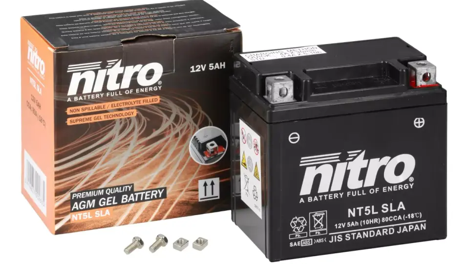 Akumulator motocyklowy Nitro NT5L SLA, 12V 5Ah, z technologią AGM. To nie jest akumulator żelowy, ale wysokiej jakości AGM.