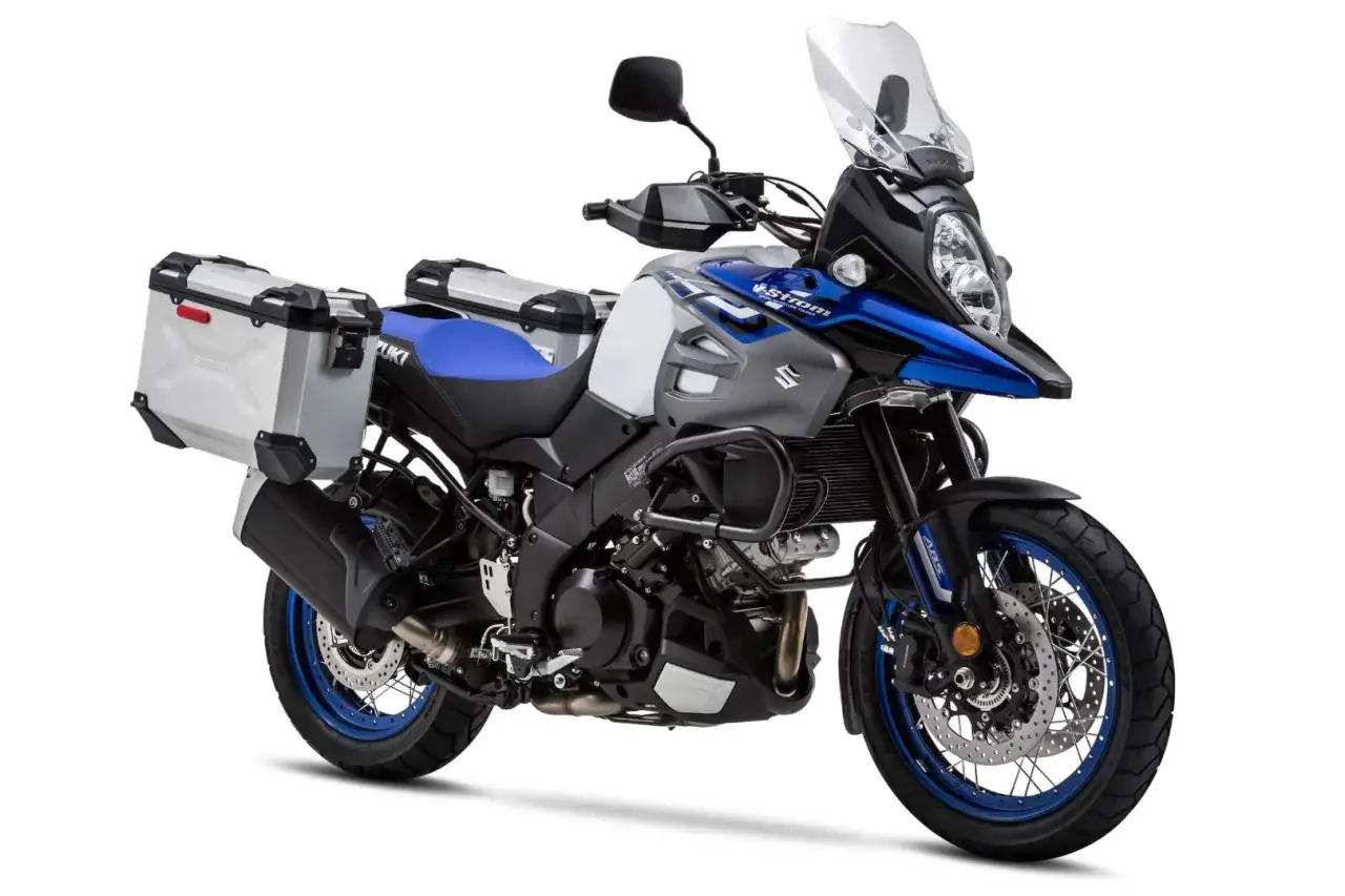 Suzuki DL 1000 V-Strom z kuframi, gotowy na przygodę.